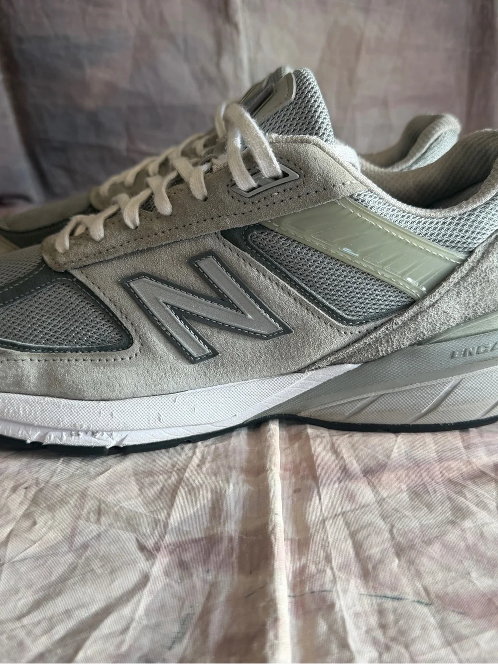 New Balance 990v5 men’s size 11